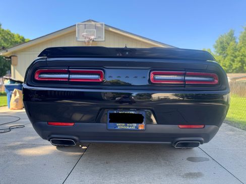 Used 2018 Dodge Challenger R/T w/ Sound Group RWD image 5