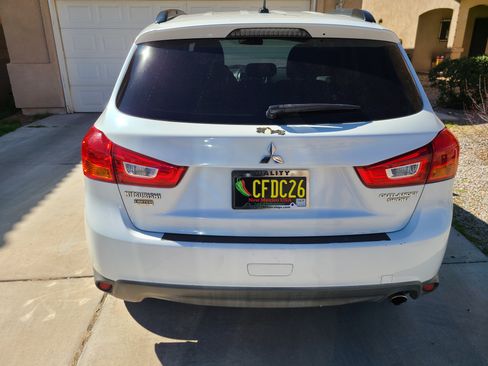 Used 2013 Mitsubishi Outlander Sport LE image 6