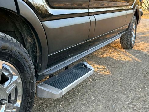 Used 2020 Ford Transit 250 Medium Roof image 9