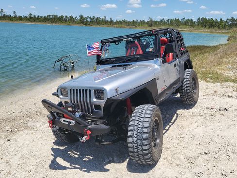 Used 1994 Jeep Wrangler SE AWD/4WD image 6