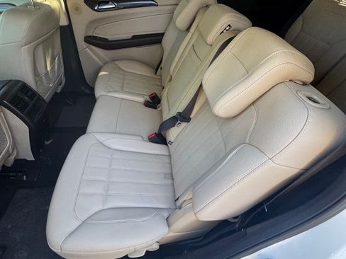 Used 2017 Mercedes-Benz GLS 450 4MATIC image 8