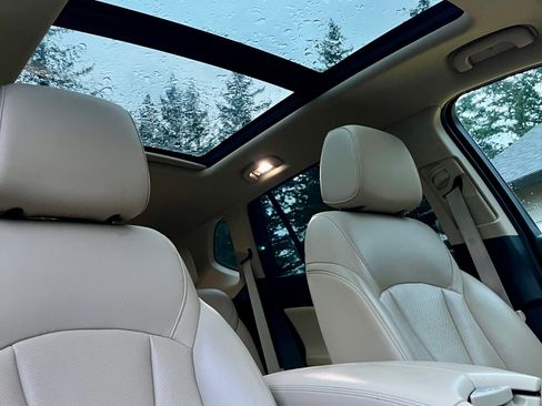 Used 2017 Buick Envision Premium image 5