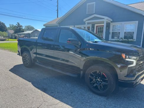Used 2023 Chevrolet Silverado 1500 RST w/ Redline Edition image 4