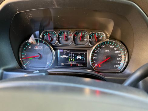 Used 2018 Chevrolet Silverado 2500 LT w/ All Star Edition image 27