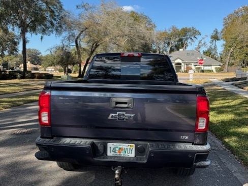 Used 2018 Chevrolet Silverado 1500 LTZ Z71 w/ Centennial Edition image 6