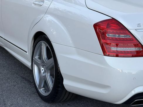 Used 2011 Mercedes-Benz S 550 image 13