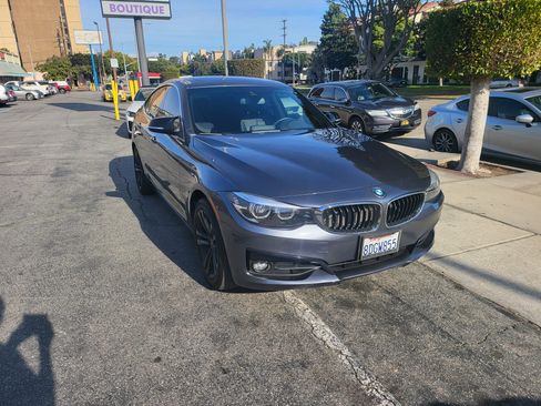 Used 2018 BMW 330i Gran Turismo xDrive image 8