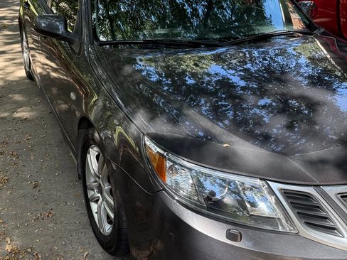 Used 2011 Saab 9-3 Aero image 6