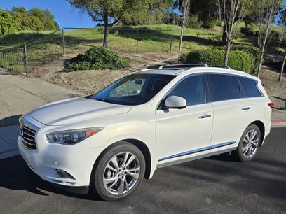 Used 2013 INFINITI JX35 35 Sport Utility 4D w/ Premium Pkg