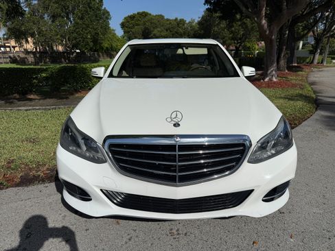 Used 2014 Mercedes-Benz E 350 Sedan image 11