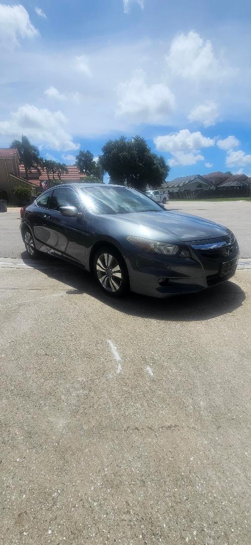 Used 2011 Honda Accord EX-L image 12