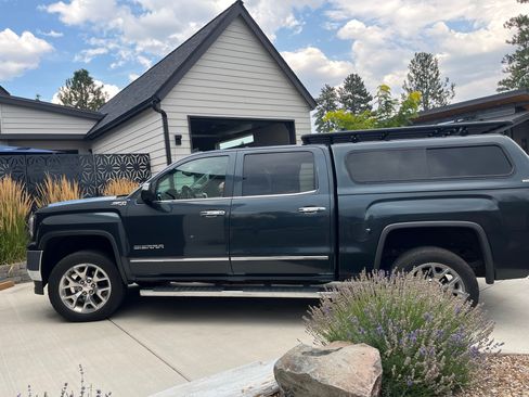 Used 2017 GMC Sierra 1500 SLT w/ SLT Premium Package AWD/4WD image 1