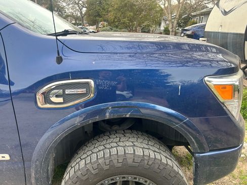 Used 2017 Nissan Titan Platinum Reserve image 12