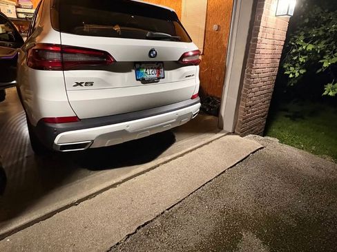 Used 2019 BMW X5 xDrive40i w/ Convenience Package AWD/4WD image 6