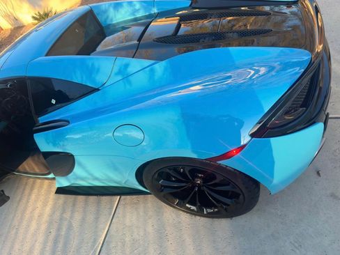 Used 2020 McLaren 570S Spider image 11