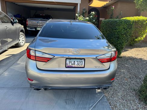 Used 2017 Lexus ES 350 image 2
