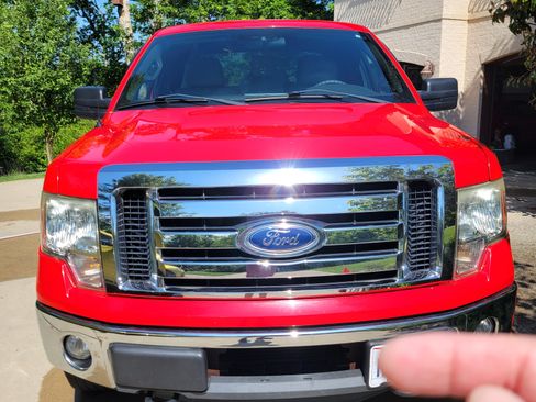 Used 2011 Ford F150 XLT w/ Trailer Tow Pkg AWD/4WD image 2