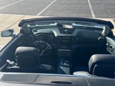Used 2015 Mercedes-Benz SL 400 image 9