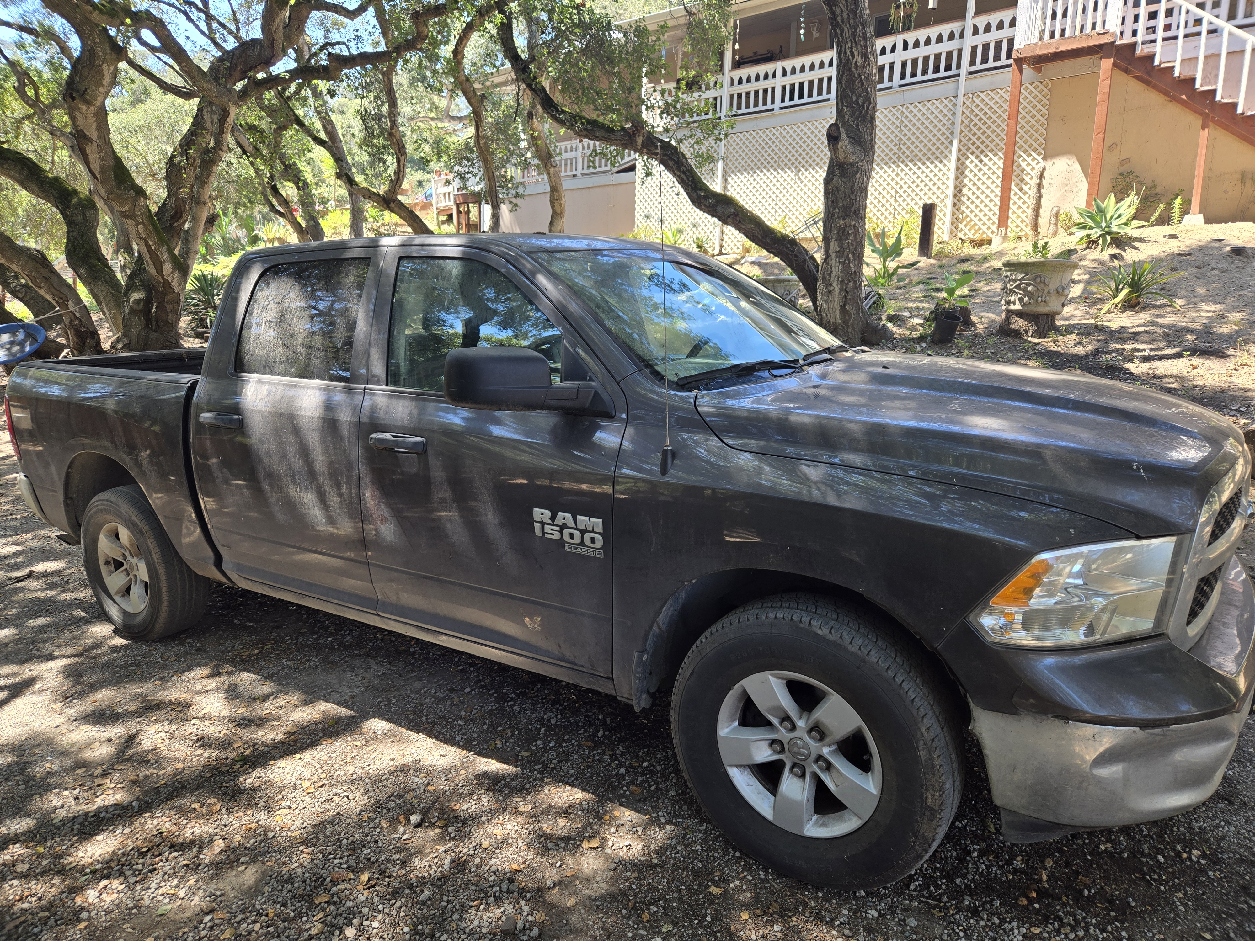 Used 2019 RAM 1500 Tradesman w/ Chrome Appearance Group RWD image 1