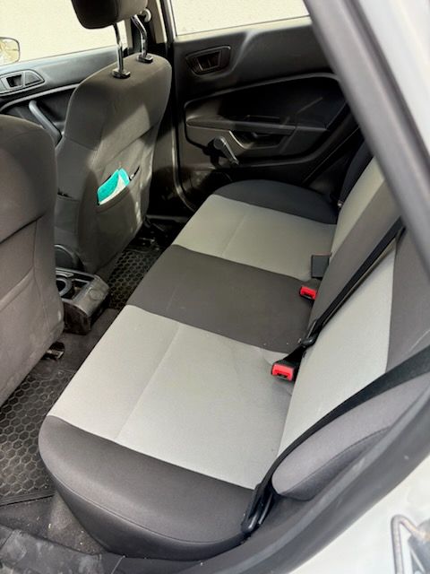 Used 2016 Ford Fiesta S FWD image 9