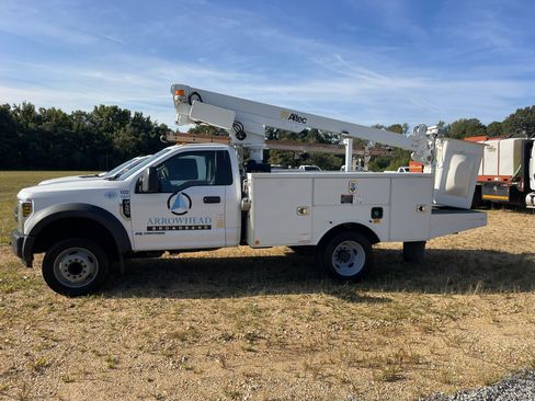 Used 2018 Ford F450 XL w/ Snow Plow Prep Package image 8