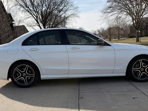 Used 2019 Mercedes-Benz C 300 C 300 4MATIC Sedan 4D image 11