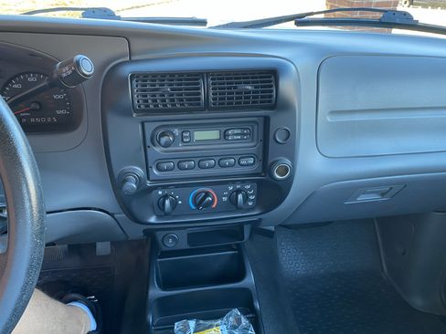 Used 2010 Ford Ranger XL image 13