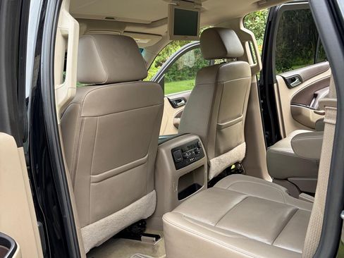 Used 2016 Chevrolet Tahoe LT RWD image 12