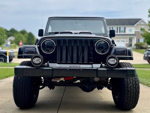 Used 1999 Jeep Wrangler SE image 8