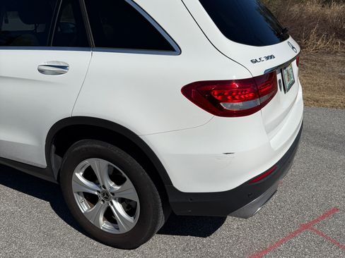 Used 2018 Mercedes-Benz GLC 300 image 20