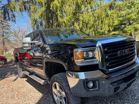 Used 2015 GMC Sierra 2500 SLT image 2