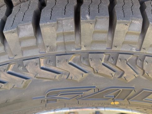 Used 2005 Jeep Wrangler Unlimited image 14