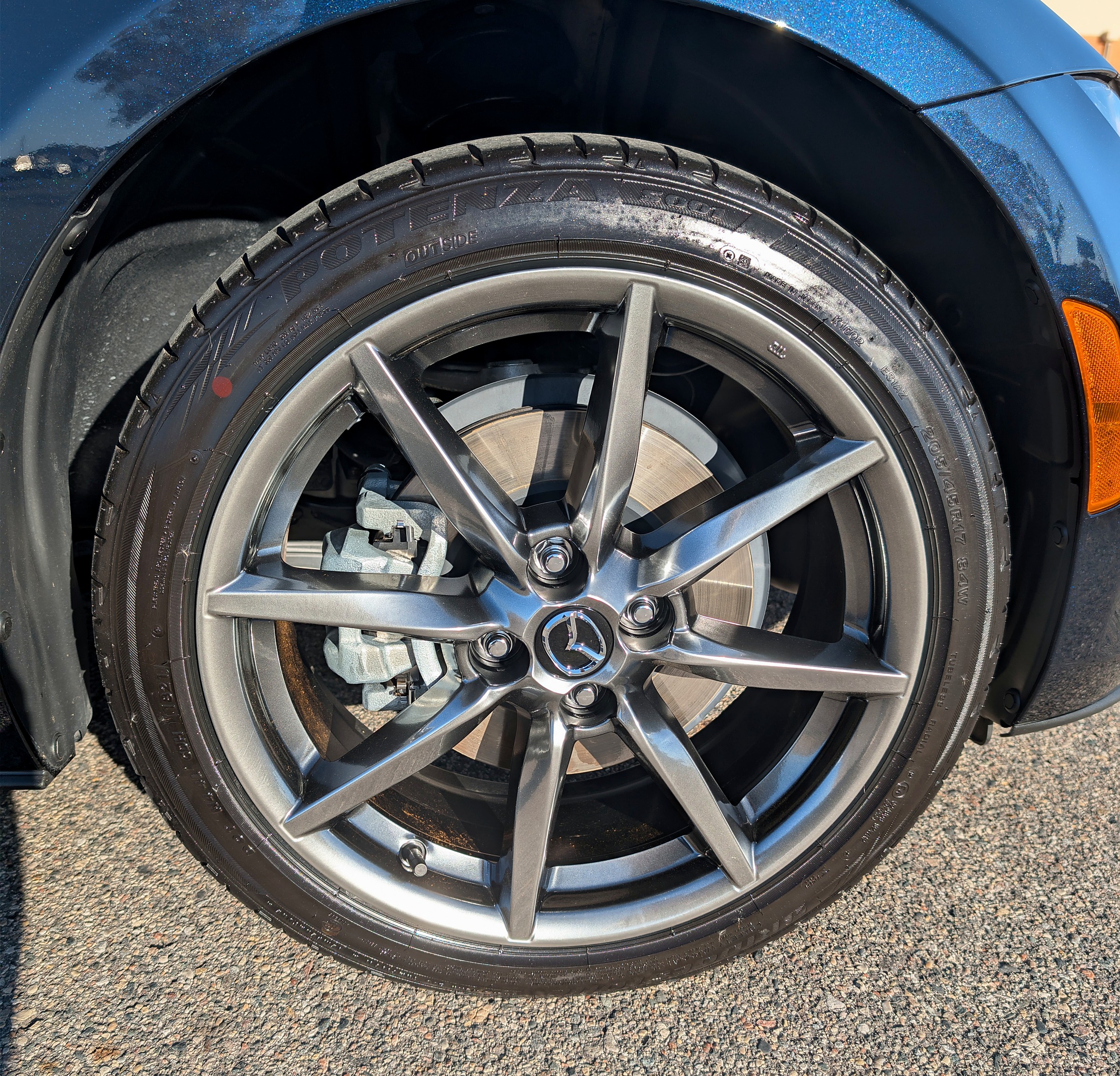 Used 2021 MAZDA MX-5 Miata RF Grand Touring RWD image 29