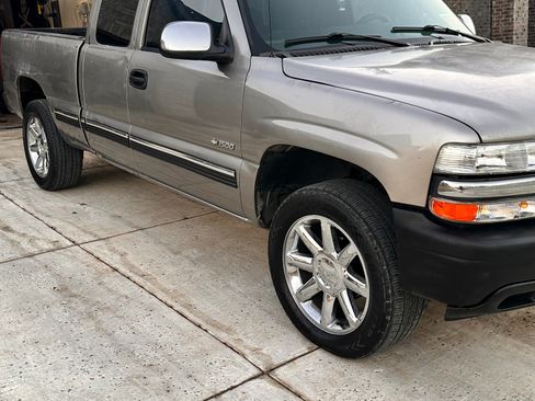 Used 2002 Chevrolet Silverado 1500 LS image 4