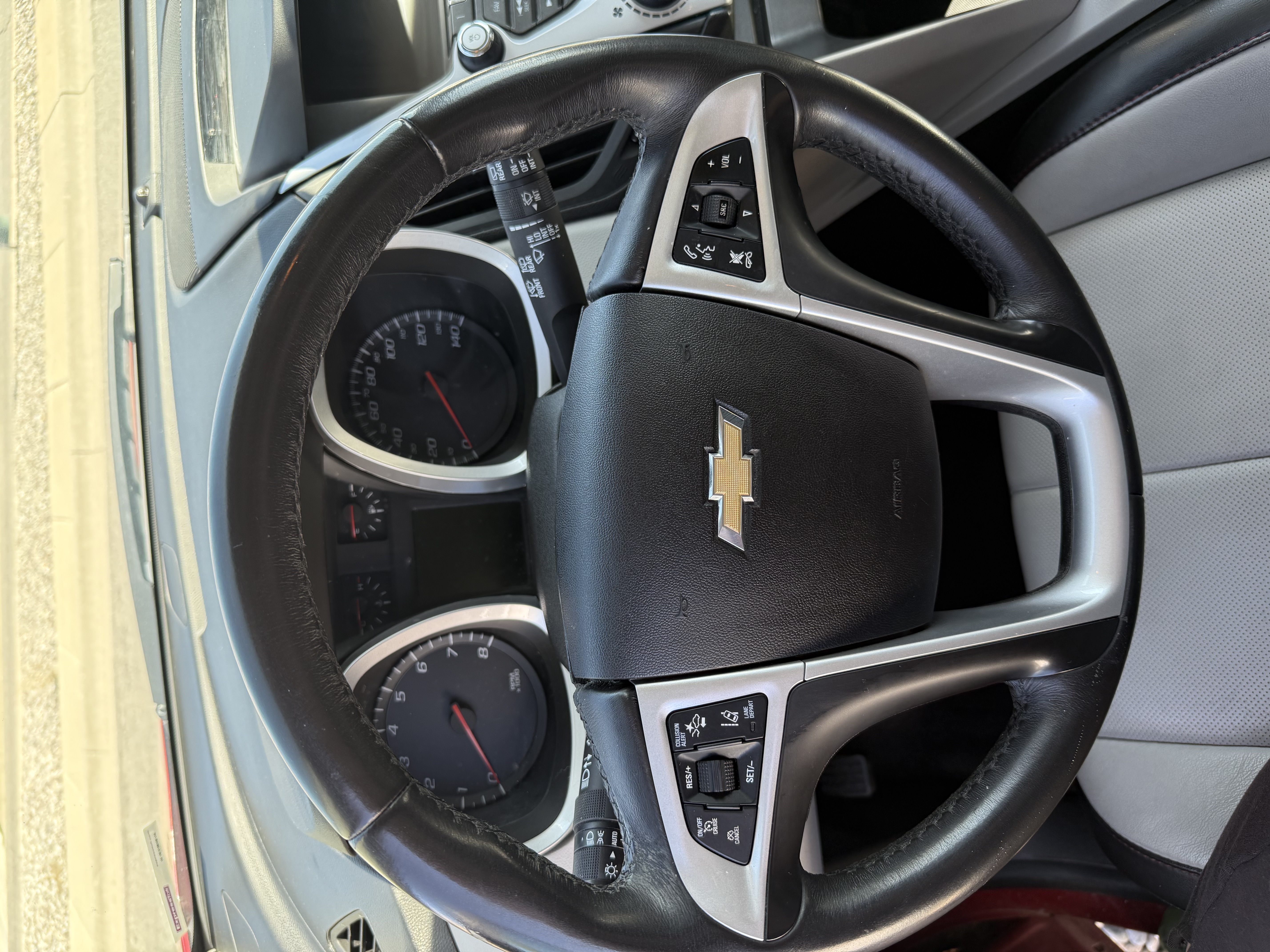 Used 2015 Chevrolet Equinox LTZ AWD/4WD image 14