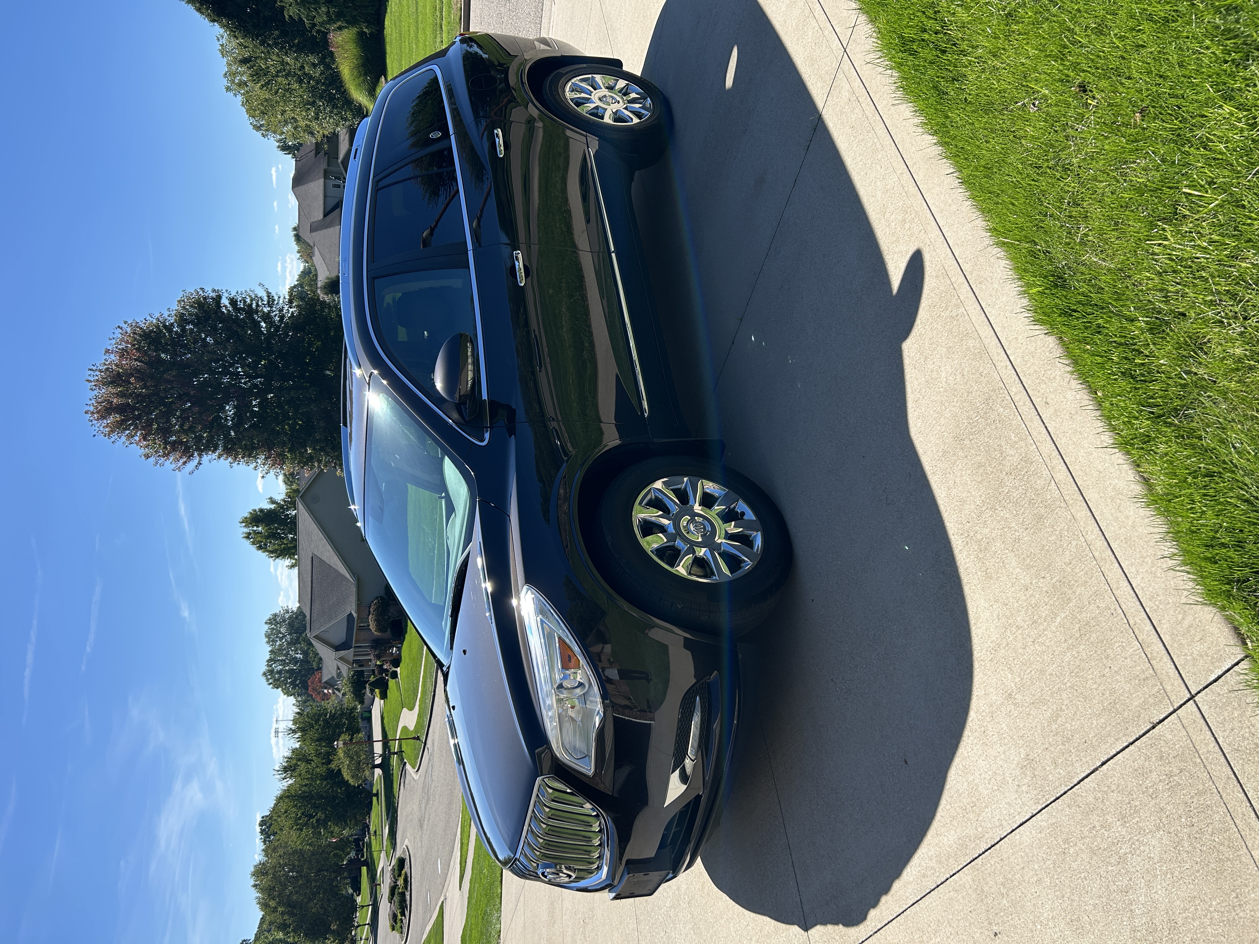 Used 2014 Buick Enclave Leather AWD/4WD image 2