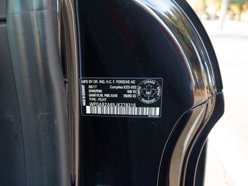 Used 2018 Porsche 718 Cayman S image 26