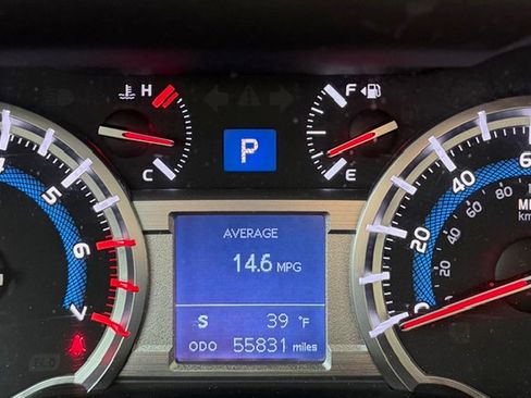 Used 2018 Toyota 4Runner TRD Off-Road Premium image 12