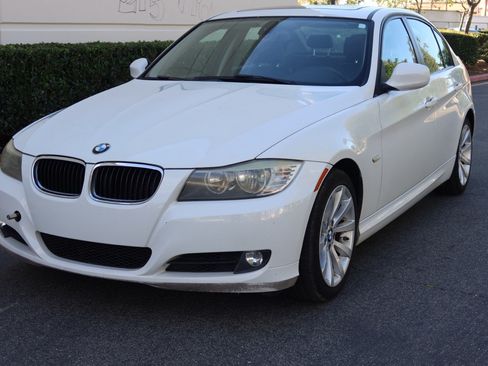 Used 2011 BMW 328i Sedan image 2
