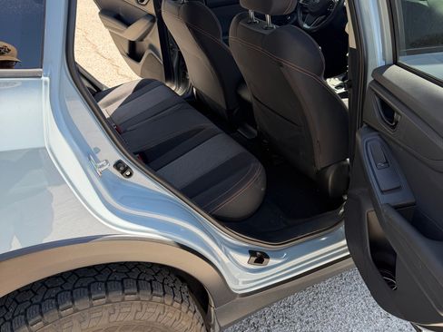 Used 2023 Subaru Crosstrek 2.0i Premium image 21