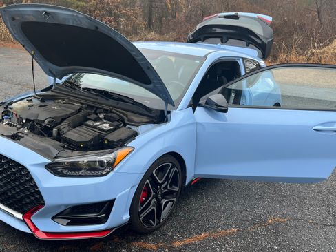Used 2020 Hyundai Veloster N w/ Performance Package image 8