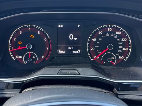 Used 2020 Volkswagen Jetta SE w/ SE Cold Weather Package FWD image 17