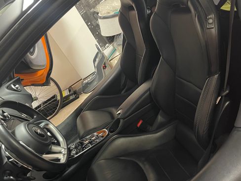 Used 2021 McLaren GT RWD image 28