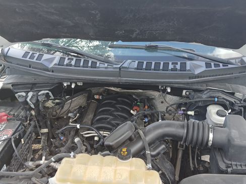 Used 2019 Ford F150 XLT w/ Equipment Group 302A Luxury image 14