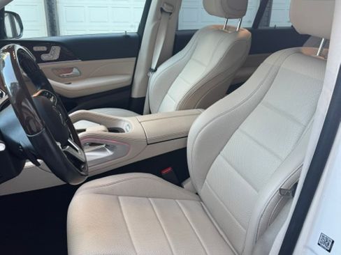 Used 2022 Mercedes-Benz GLE 350 4MATIC image 11
