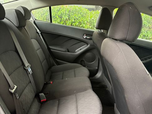 Used 2016 Kia Forte LX FWD image 13