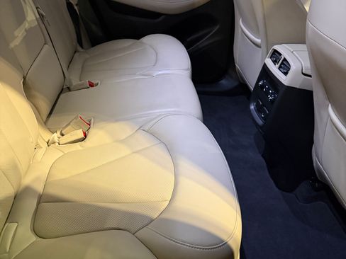 Used 2020 Buick Envision Premium image 21