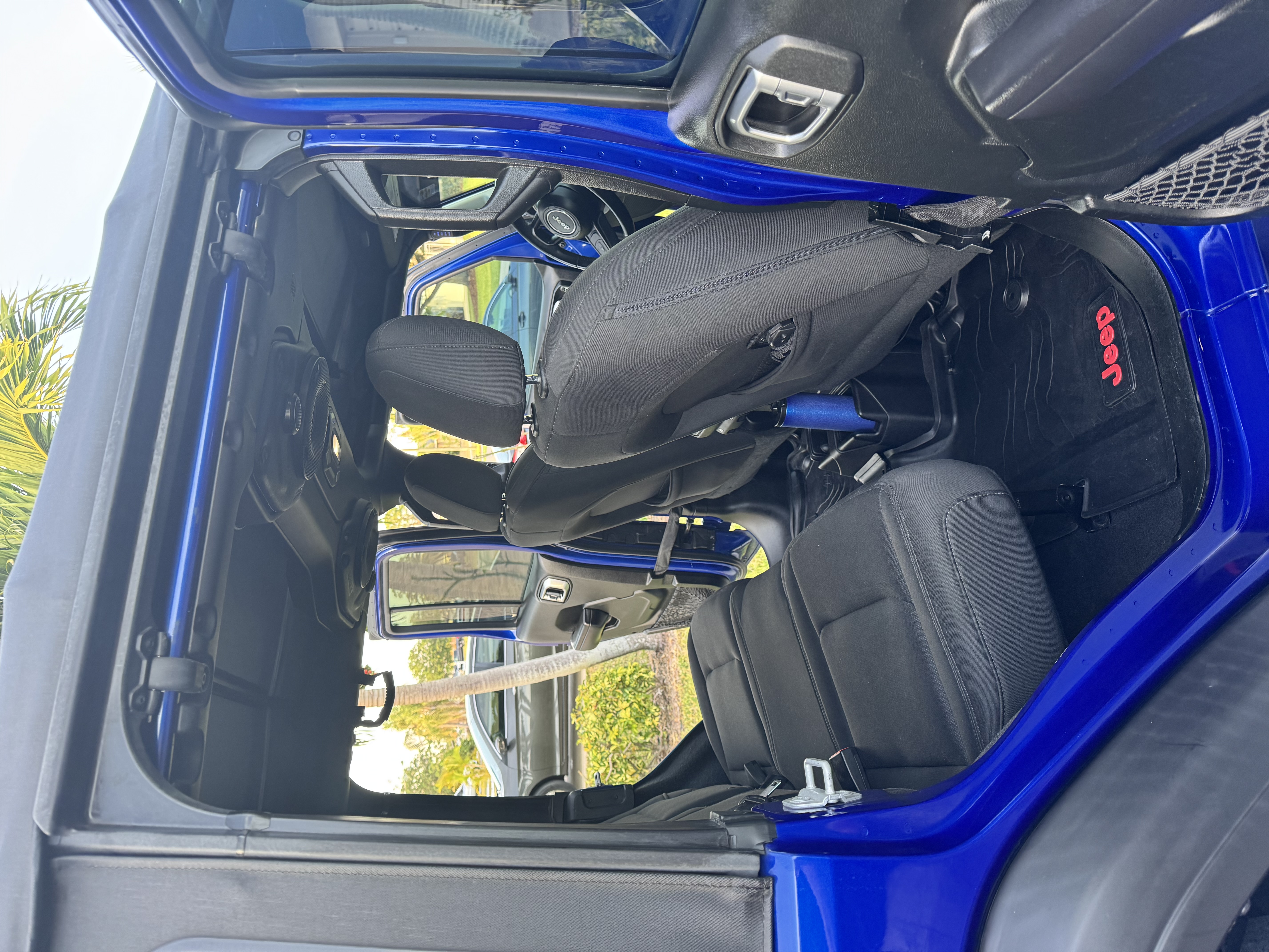 Used 2018 Jeep Wrangler Unlimited Sport S AWD/4WD image 8