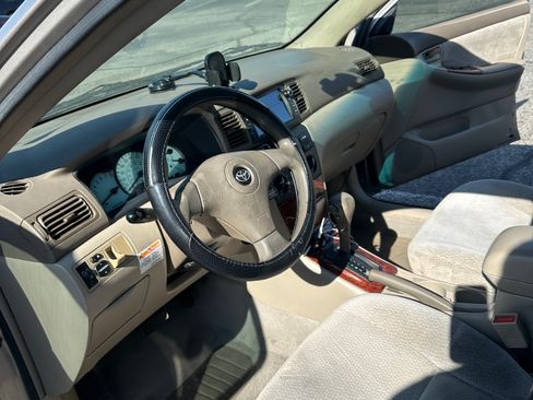 Used 2003 Toyota Corolla LE w/ All Weather Guard Pkg FWD image 12