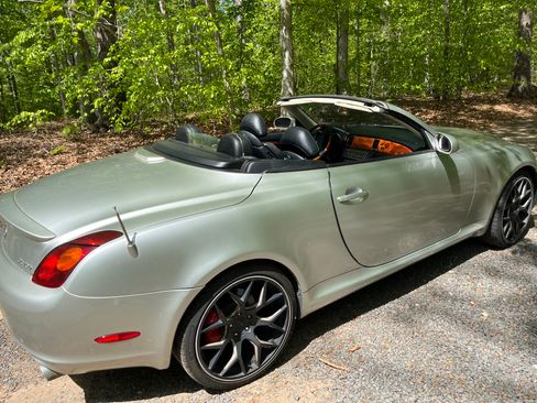 Used 2003 Lexus SC 430 Convertible RWD image 12